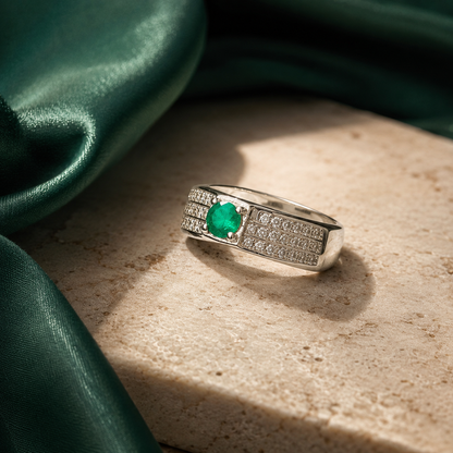 Anillo Legado — Plata Italiana y Esmeralda Colombiana