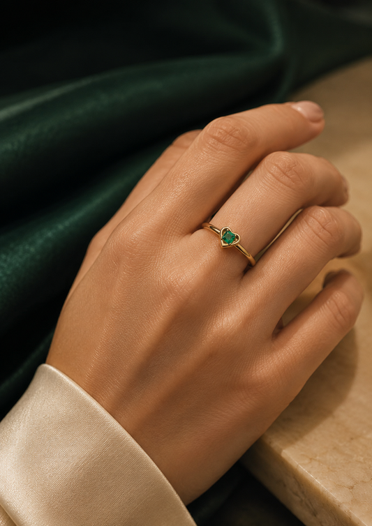 Anillo Oro 18K con Esmeralda Natural Colombiana - Céleste