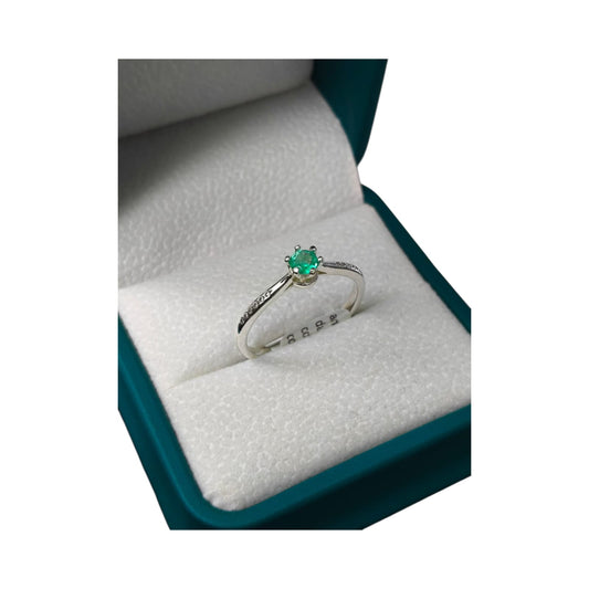 Anillo de Plata 925 con Esmeralda Colombiana – Colección Milán