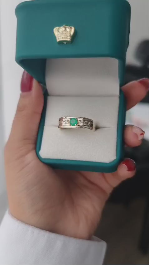 Anillo Cumbre — Plata Italiana y Esmeralda Colombiana