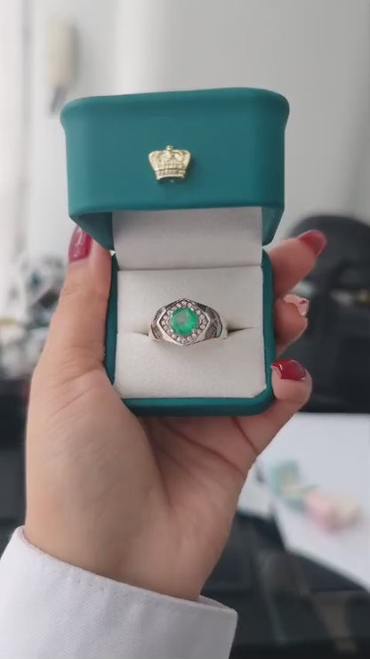 Anillo Forja — Plata Italiana y Esmeralda Colombiana